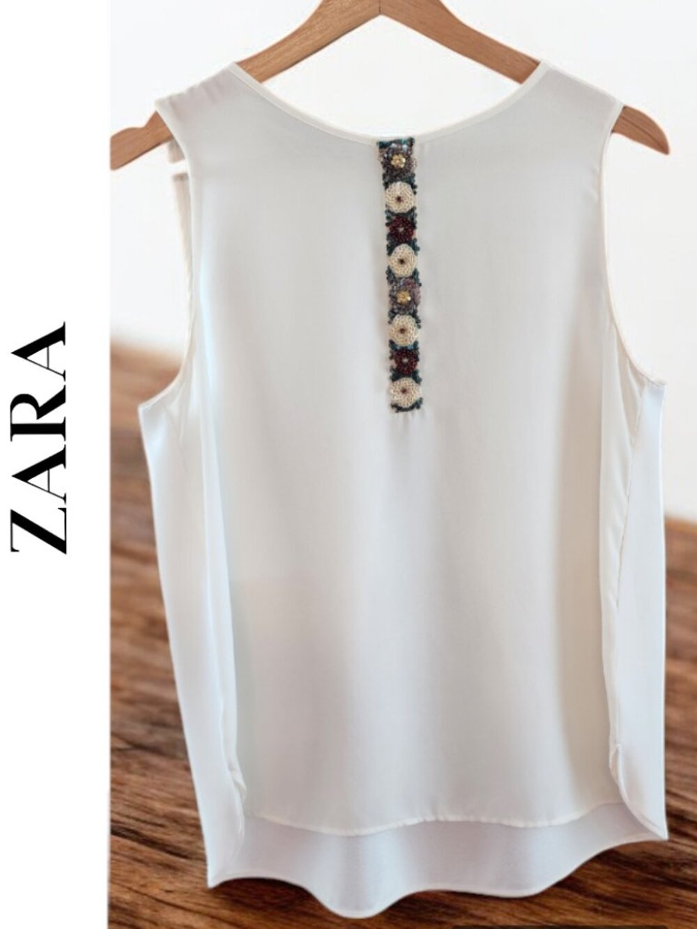 Zara XS Sleeveless Top Blouse White Crepe with Sequin